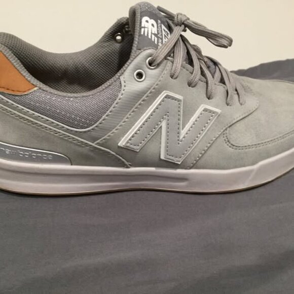 Slightly Used Gray New Balance 574 GOLF sneaker with Cleats - size 10.5 - Picture 1 of 9